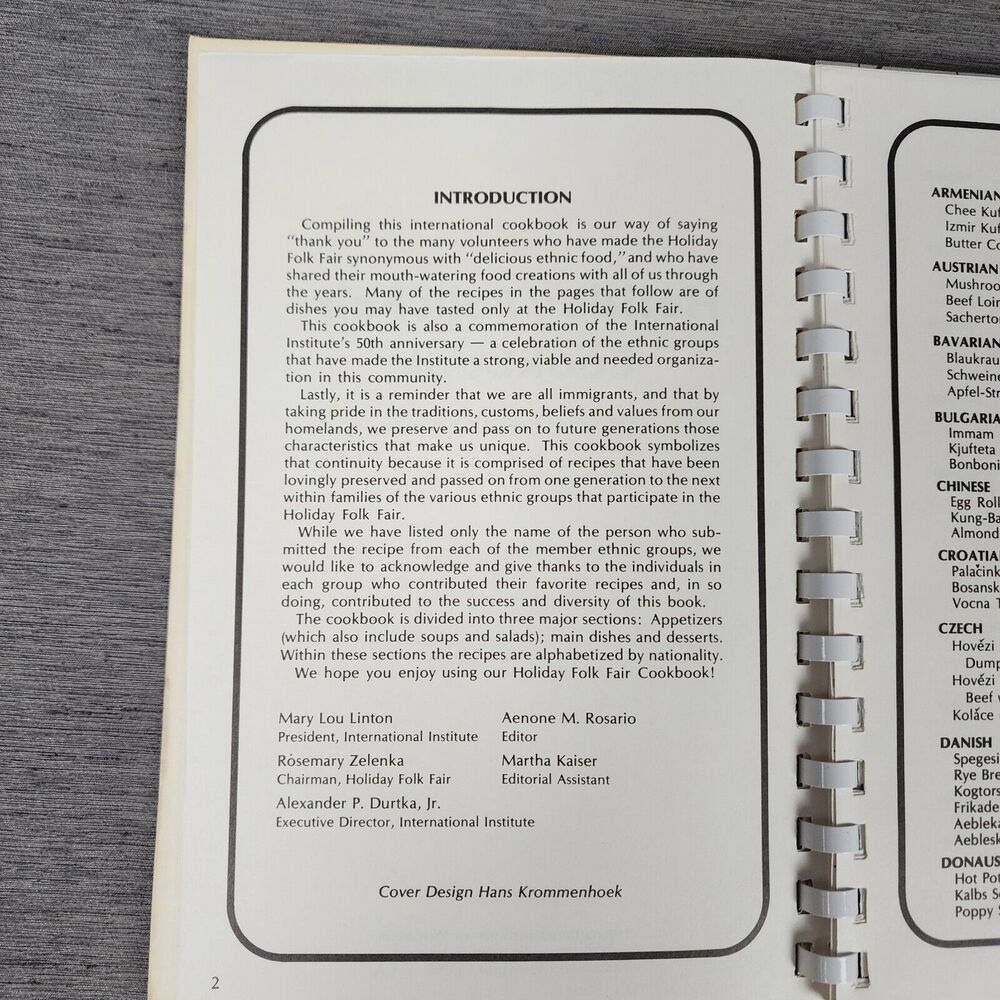 Holiday Folk Fair Cookbook Milwaukee Wisconsin Ethnic Recipes International - Picture 6 of 11
